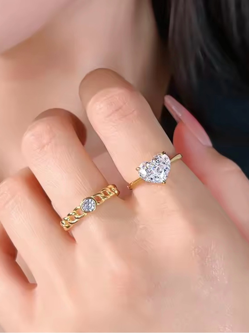 14k 2ct Heart Ring - Picture 4 of 11